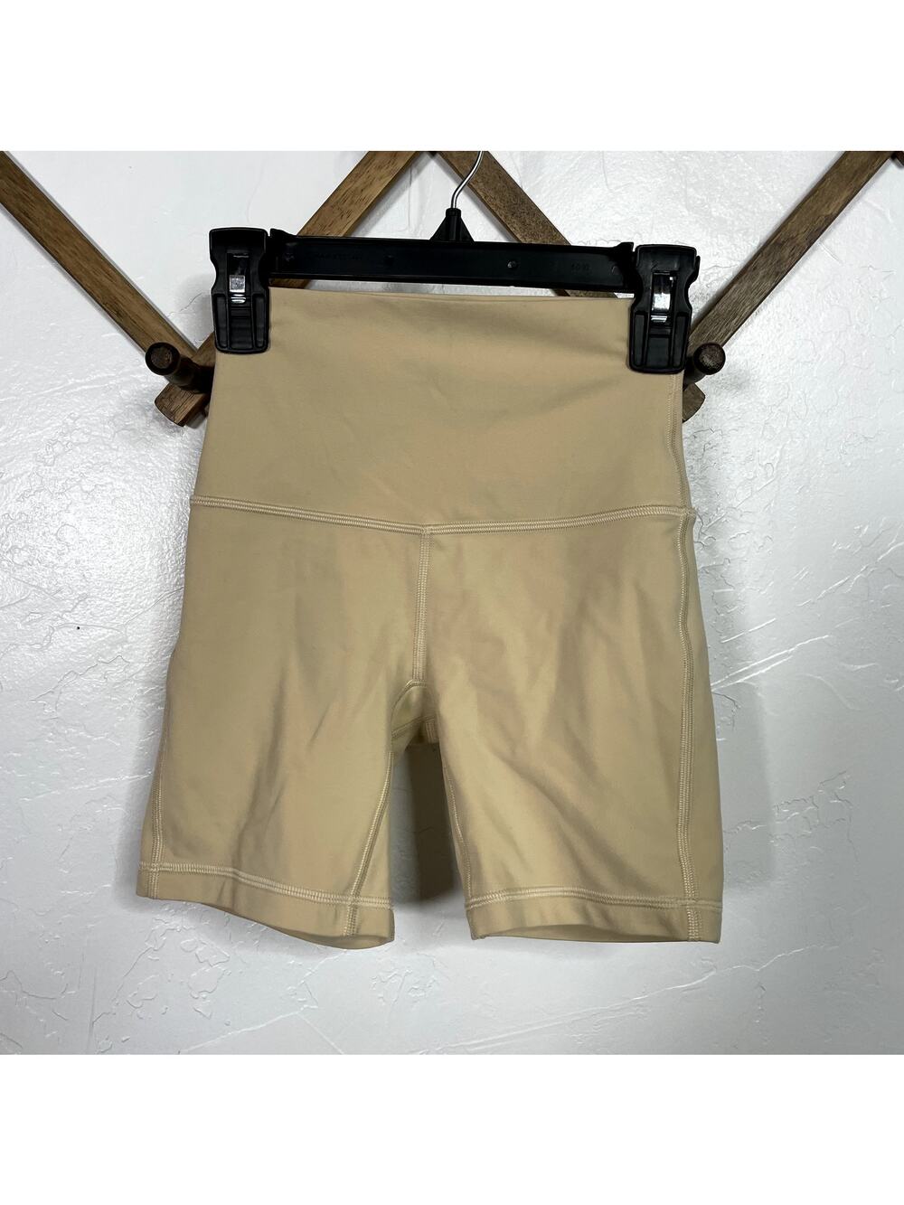 Lululemon Align High-Rise Short 6" Prosecco Women's Size 0